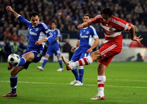 他不仅仅关 他不仅仅关